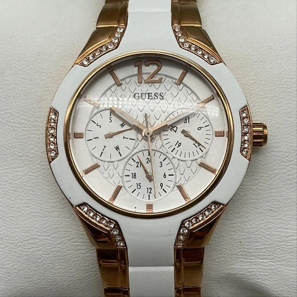 Guess U0556L3 Women Watch 36mm Crystals Rose Gold Tone Day Date New Battery 7.5